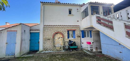 Maison à rénover à La Terrière, La Tranche-sur-Mer