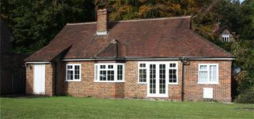 Detached house to rent in Alma Lane, Farnham, Hampshire GU9