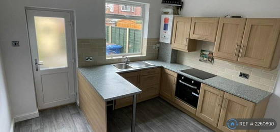 2 bedroom terraced house