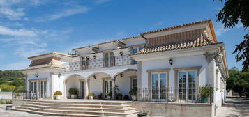 Quinta de Luxo, Estilo Palacete, com Piscina, Campo de Ténis e Vistas