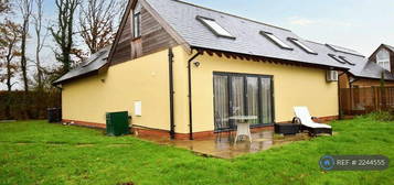 3 bedroom detached house