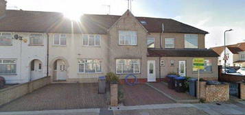 4 bed terraced house to rent