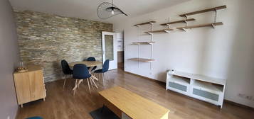 Appartement  à louer, 2 pièces, 1 chambre, 51 m²