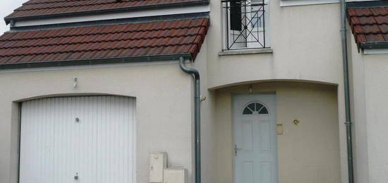 Location maison 4 pièces 82 m²