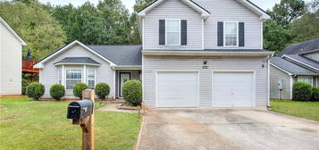 6718 Pole Creek Dr, Lithonia, GA 30058