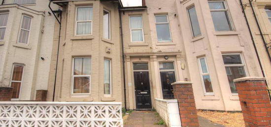 7 bedroom terraced house