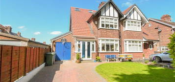 4 bedroom semi-detached house for sale