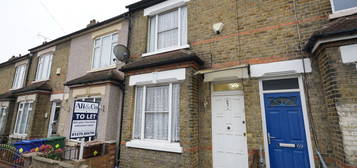 Room to rent in Parker Road, Grays RM17