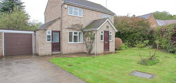 3 bed detached house for sale