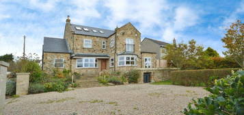 6 bedroom detached house for sale