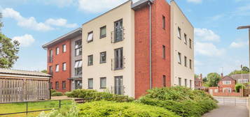 2 bed flat to rent