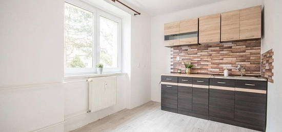 Pronájem bytu 1+1 30m2, Chvaletice