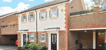 2 bedroom semi-detached house to rent