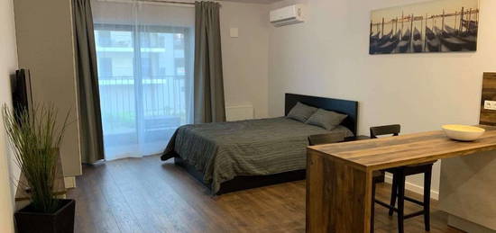 Studio - 35 m2, duży balkon / Blisko Centrum