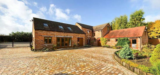 4 bedroom barn conversion for sale