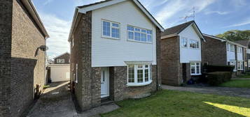 3 bedroom detached house