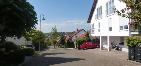 Kehlberg Immobilien - Ihr Makler seit 1989 ! 5 Zimmer Maisonette in Vendersheim