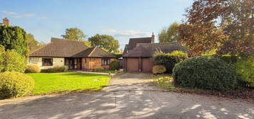 3 bed detached bungalow for sale