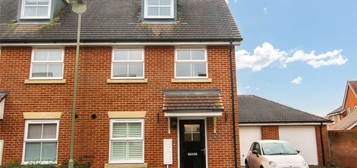 3 bed semi-detached house for sale