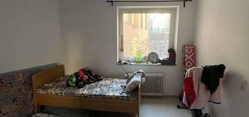 Moerser-Innenstadt: 2-Zimmer-Wohnung mit Balkon!