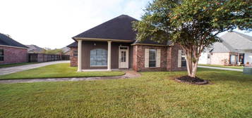 4019 Poplar Grove Dr, Addis, LA 70710