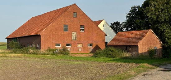 Bauernhaus / Hofstelle mit Ausbaureserven in Stemwede