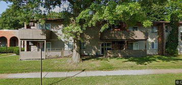 510 S 3rd St APT G, Niles, MI 49120