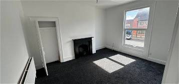 Flat to rent in Spring Bank, Hull HU3