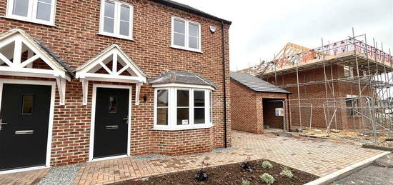 3 bedroom detached house