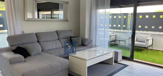 Apartamento de alquiler en Josep Pla, Fenals