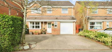 4 bed detached house for sale