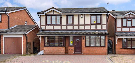 4 bed detached house for sale