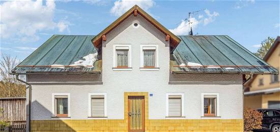 Kleines, modernisierungsbedürftiges Einfamilienhaus in Fichtelberg!