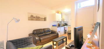 4 bedroom terraced house