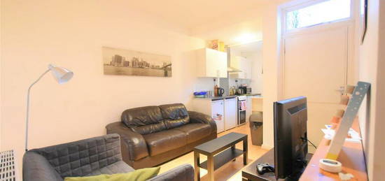 4 bedroom terraced house