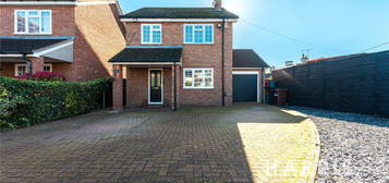 3 bed detached house for sale