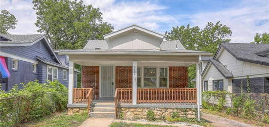 5304 Garfield Ave, Kansas City, MO 64130