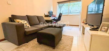 Apartamento T2 no Montijo com 2WC em zona central