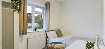 5 bed shared accommodation to rent