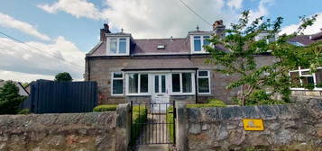 3 bedroom semi-detached house