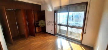 Apartamento T2+ 1 à Areosa em Rio Tinto - Gondomar