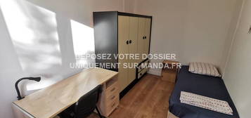 Location appartement 4 pièces 10 m²