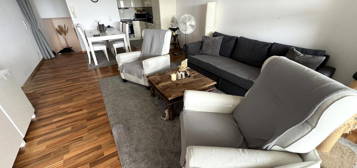 Moderne 2 Zimmer Maisonette-Wohnung mit EBK, Loggia und Garage in Nieder-Roden