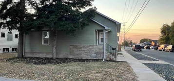 2124 Avenue D, Scottsbluff, NE 69361