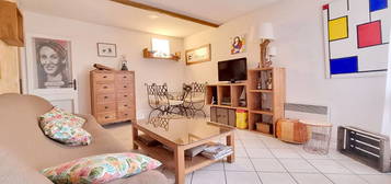 Appartement  à louer, 4 pièces, 3 chambres, 80 m²