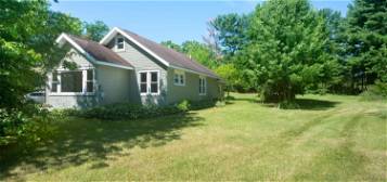 325 N Front St, Coloma, WI 54930