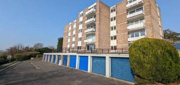 2 bed flat to rent