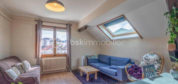 APPARTEMENT T3 T4 81 m² traversant