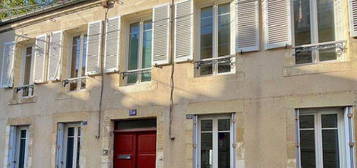 Maison 2 étages  à vendre, 6 pièces, 4 chambres, 188 m²