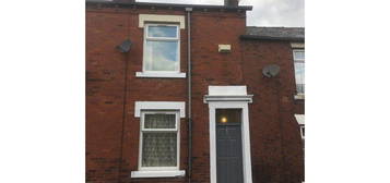 2 bed terraced house to rent